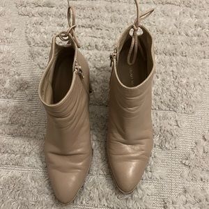 Stuart Weitzman classic tan leather block heel booties - wardrobe staple